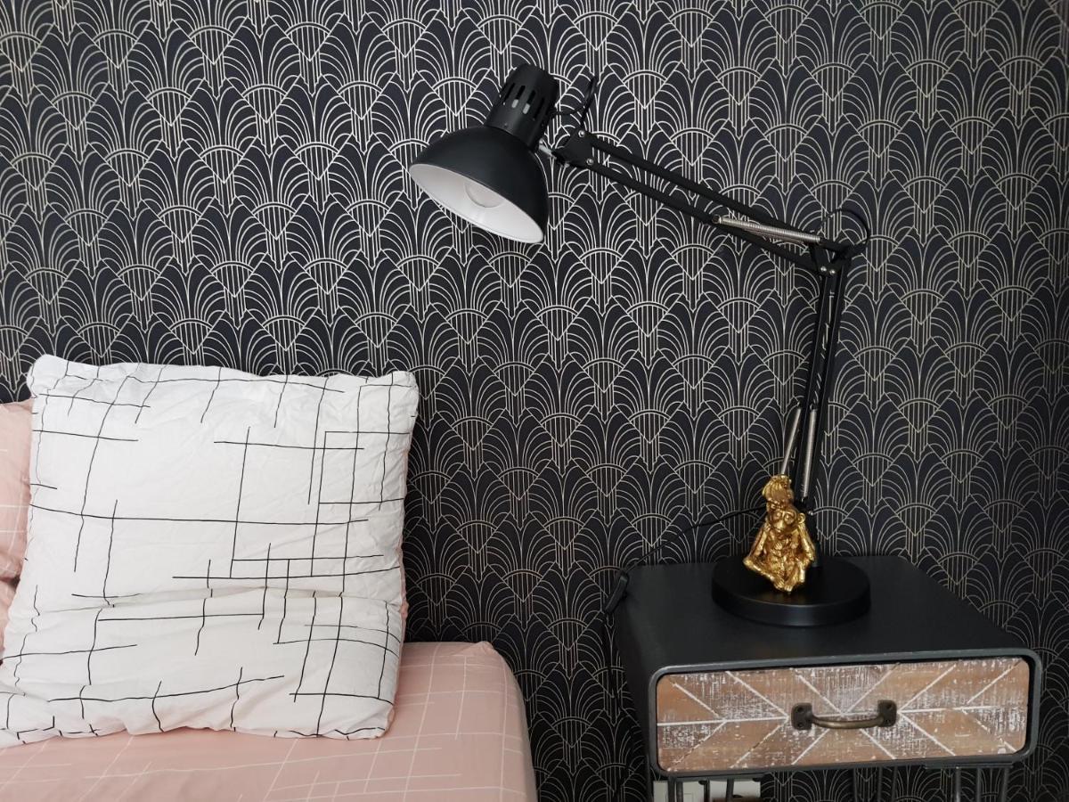Appartement Le Pompidou T2 Pour 2 à 4 Pers Avec Parking Privé&balcon Place Ney Angers