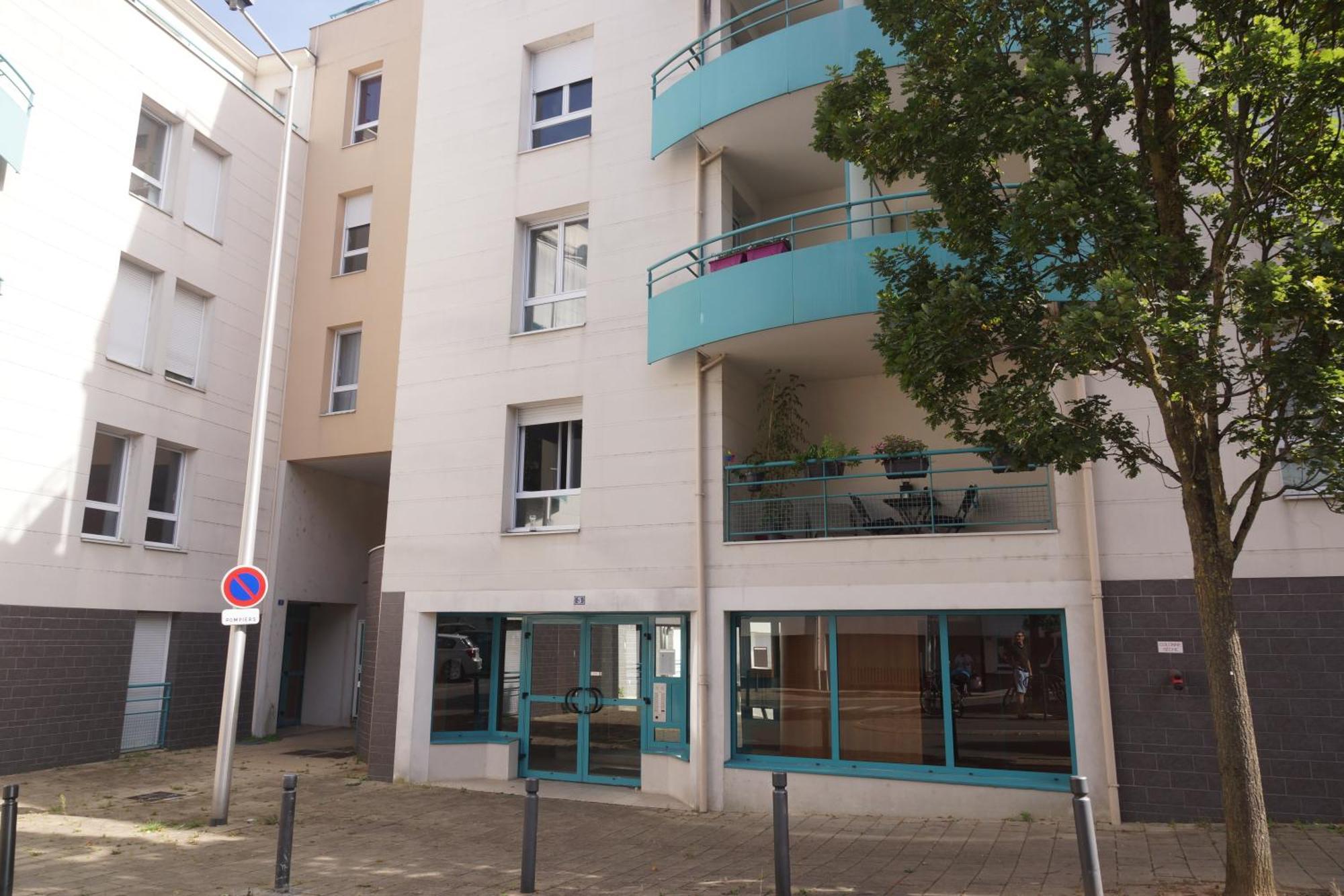 Le Pompidou T2 Pour 2 A 4 Pers Avec Parking Prive & Balcon Place Ney Angers